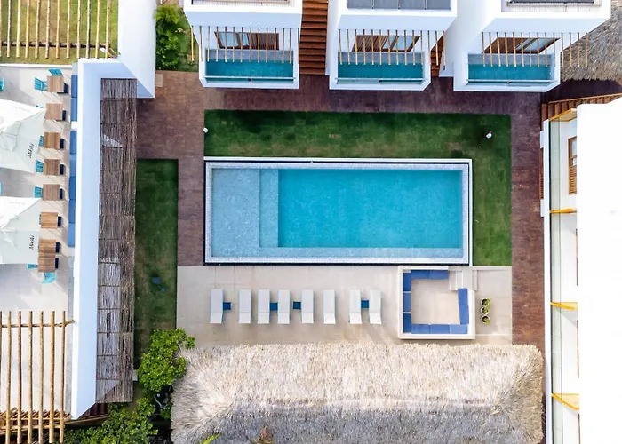 Mikiki Lifestyle Hotel (Adults Only)